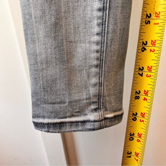 Hollister Jeans 1 R Ultra High Rise Mom Jean Vintage Stretch Patch Distressed - Picture 7 of 9